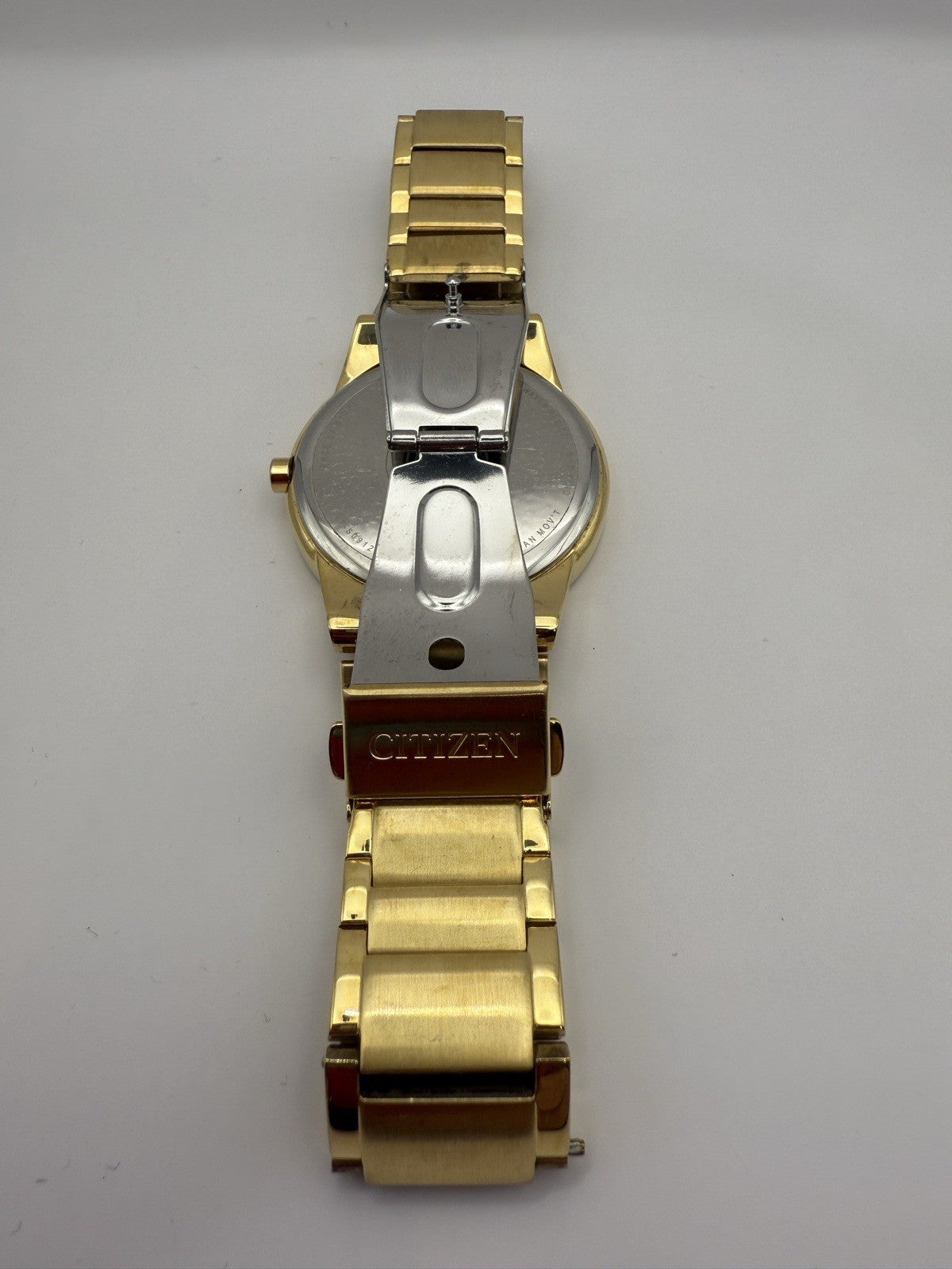 Citizen Eco-Drive Axiom Mens Watch, Stainless Steel - Gold