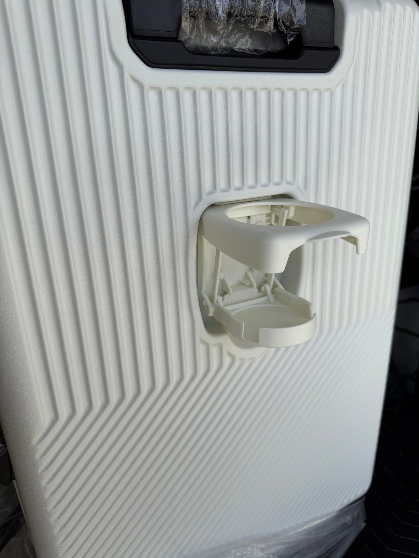 26” White Hardside Spinner Suitcase with Cup Holder & TSA Lock – Model 8028-C